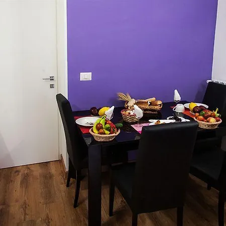 בית הארחה Chroma Italy - Chroma Octho 4*
