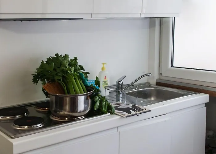 Chroma Italy - Chroma Octho 4* Рим