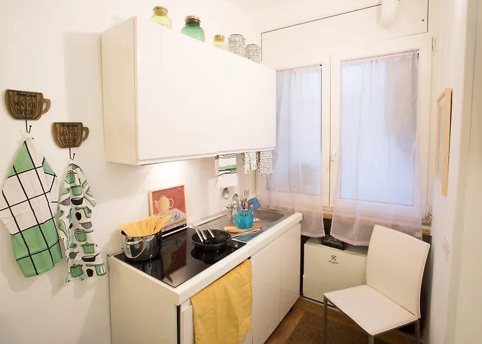 Гостевой дом Chroma Italy - Chroma Octho Рим