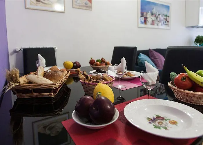 Гостевой дом Chroma Italy - Chroma Octho Рим