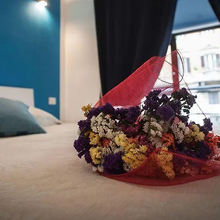 Guest house Chroma Italy - Chroma Octho 3*